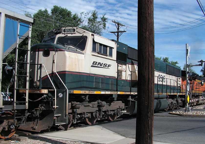 BNSF 9516