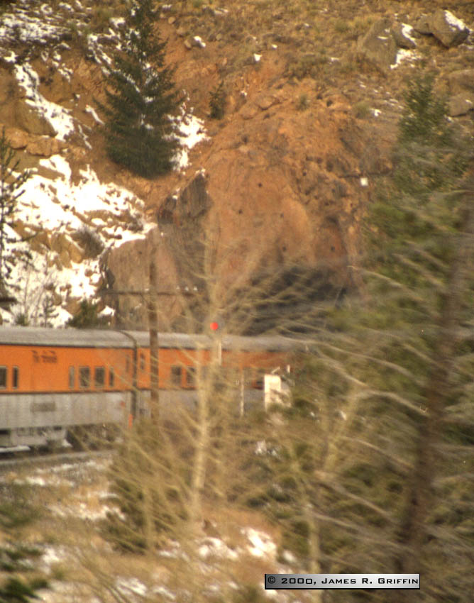 Ski Train-2000-12-28-05 Tunnel 22