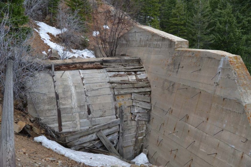 Tunnel 20 West Portal Backside